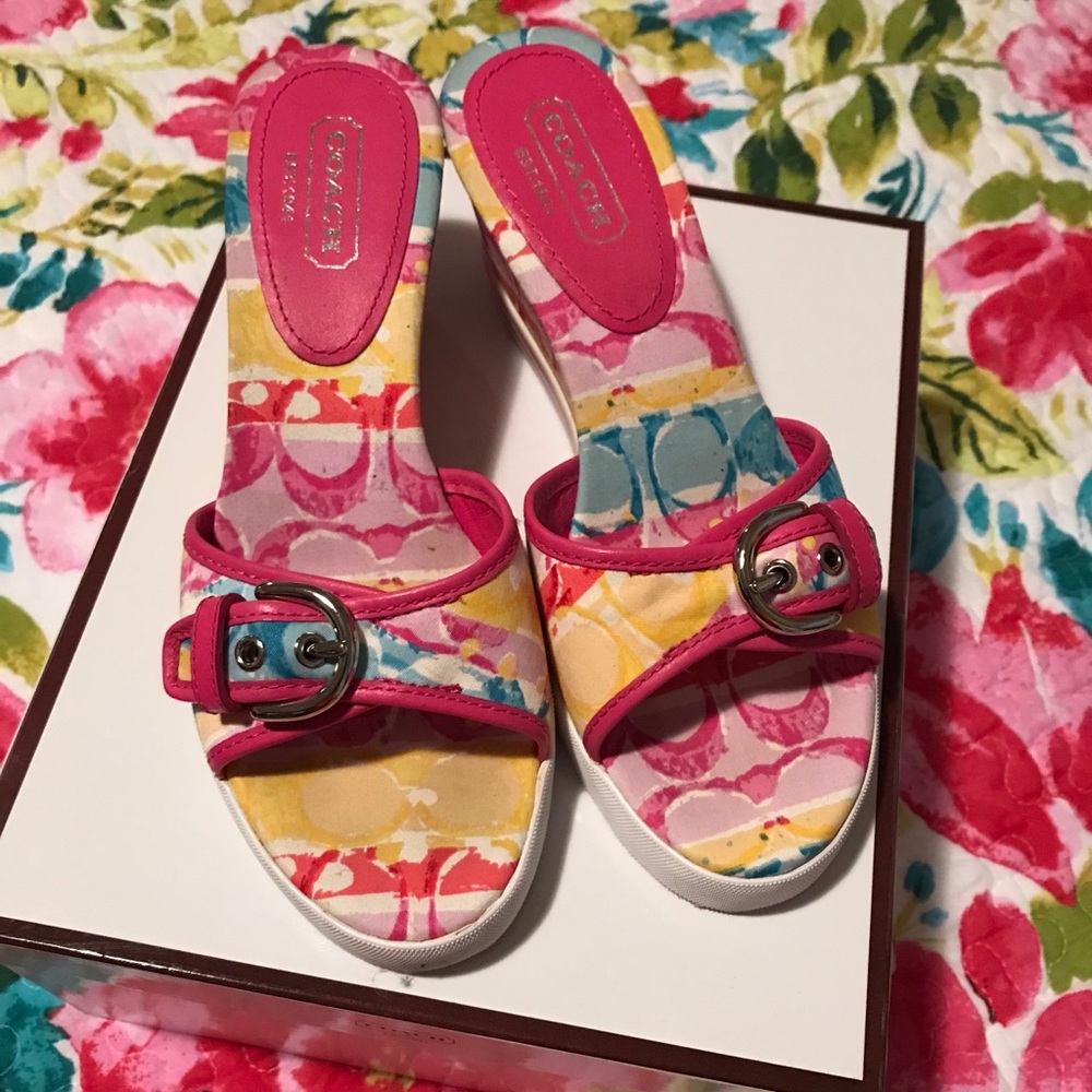 BRAND NEW COACH PERRY WEDGES